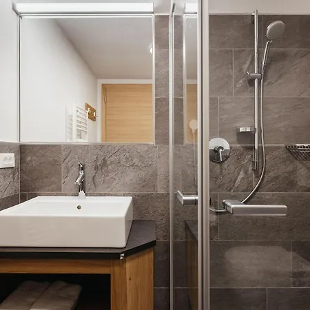Apartment Roda De Ciar